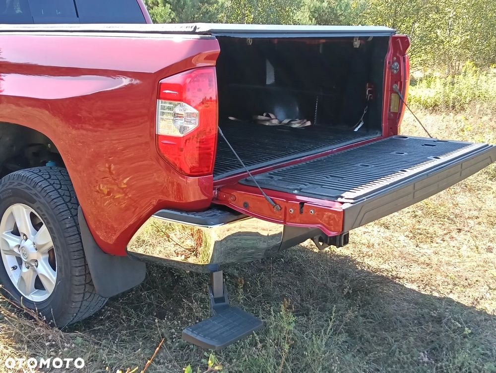 Toyota Tundra 5.7 4x4 Double Cab SR5 - 13