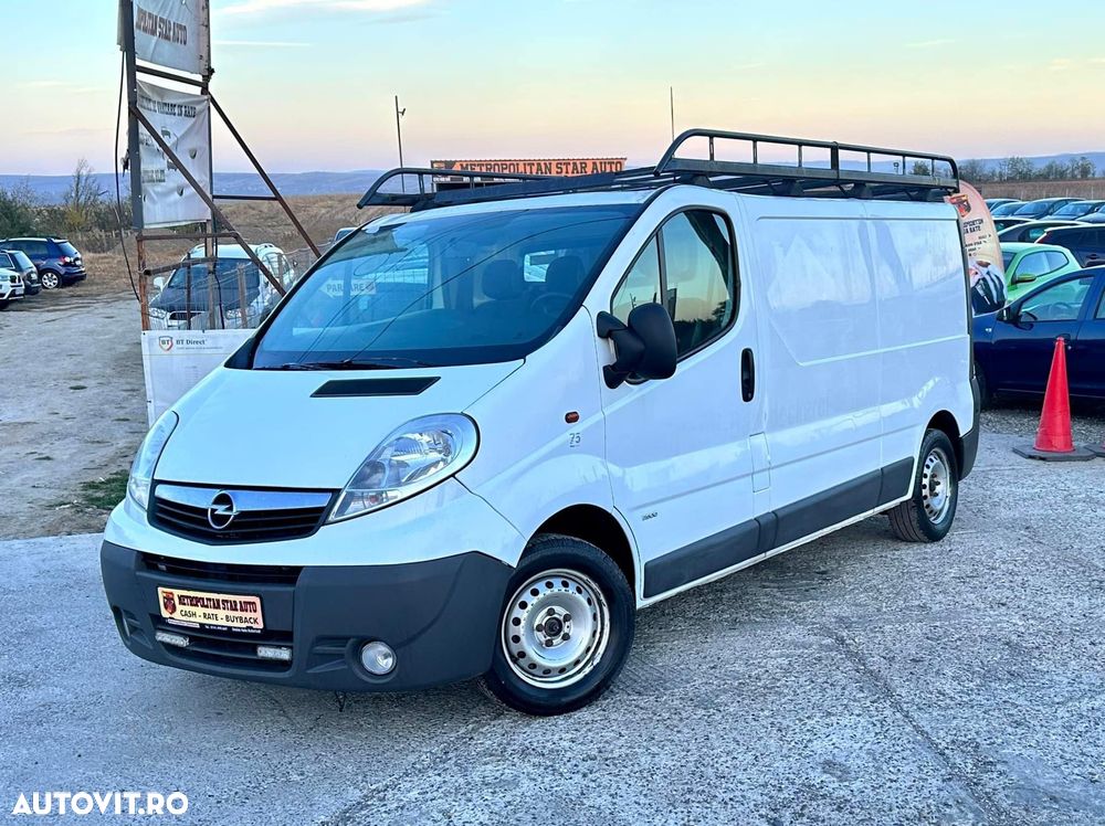 Opel Vivaro - 1