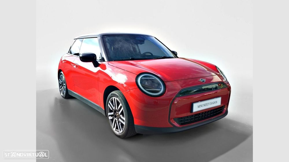 MINI 3 Portas Cooper SE Classic M - 4