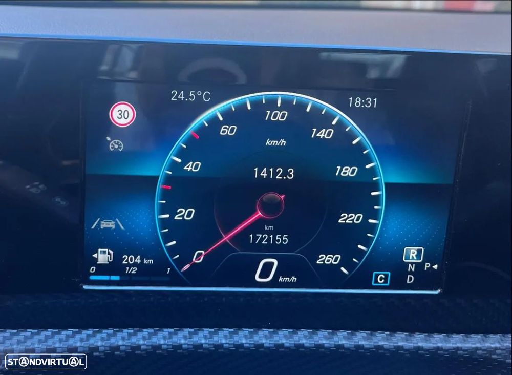 Mercedes-Benz Sprinter - 1