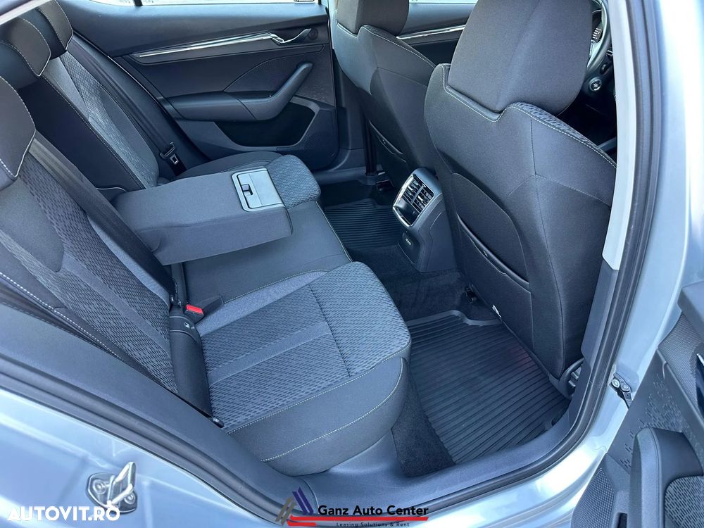 Skoda Octavia 2.0 TDI DSG Style - 18