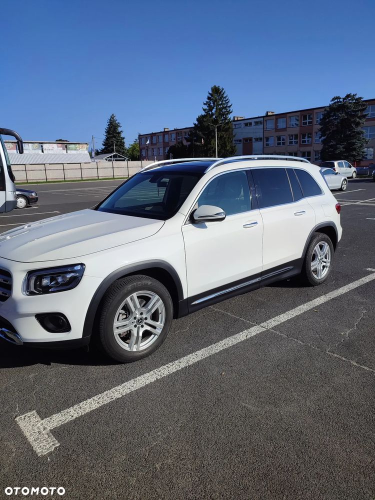 Mercedes-Benz GLB 250 4-Matic 8G-DCT - 5