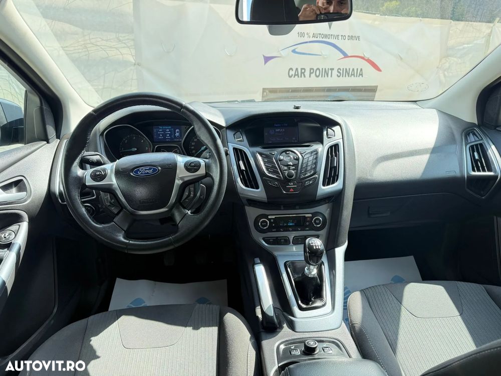 Ford Focus 1.6 TDCI DPF Titanium - 7