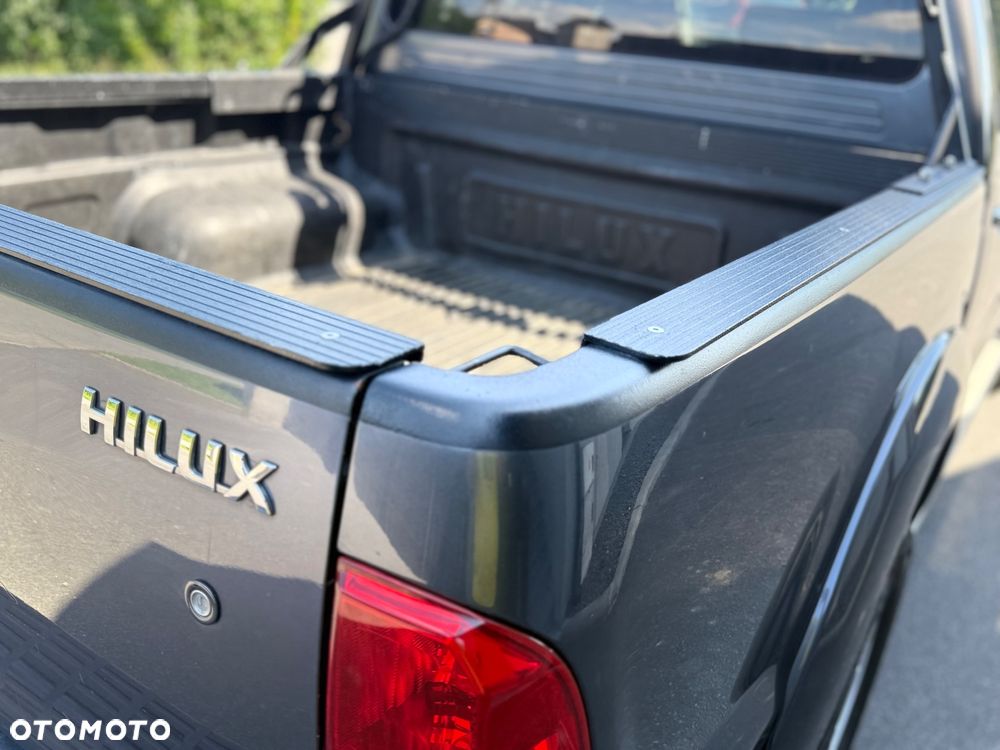 Toyota Hilux 3.0 D-4D SR5 - 6
