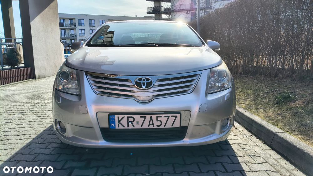 Toyota Avensis 1.8 Sol plus - 9