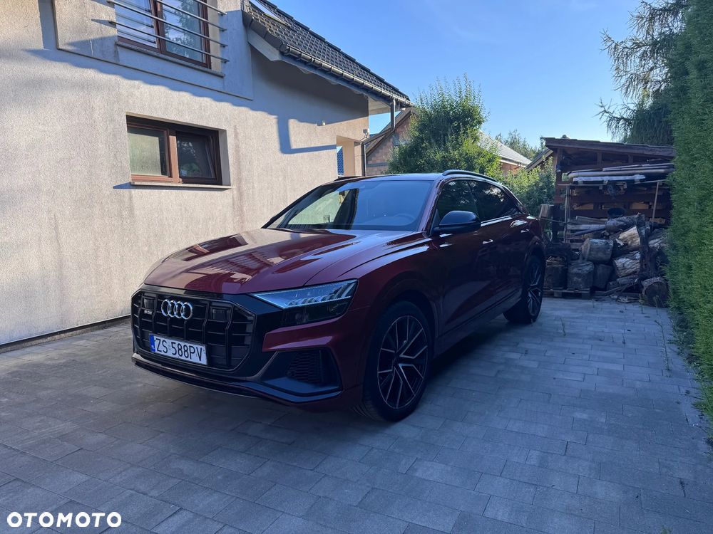 Audi Q8 - 12