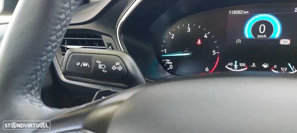 Ford Focus 1.5 EcoBlue S&S Aut. ACTIVE - 11