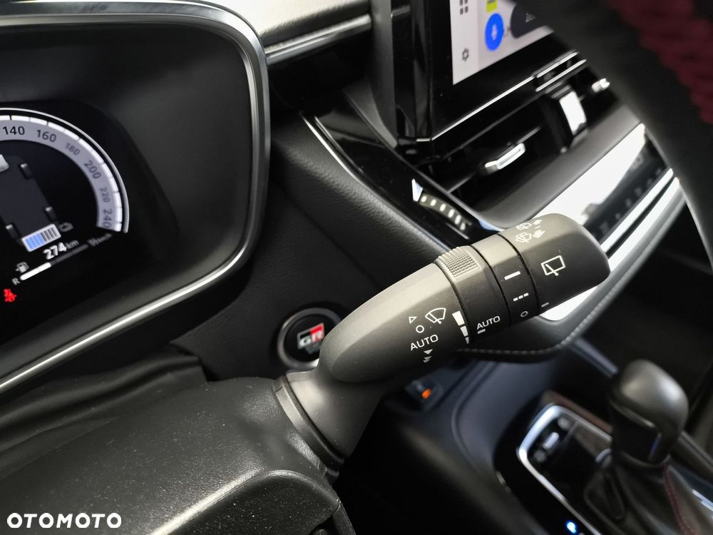 Toyota Corolla 1.8 Hybrid GR Sport Dynamic - 17