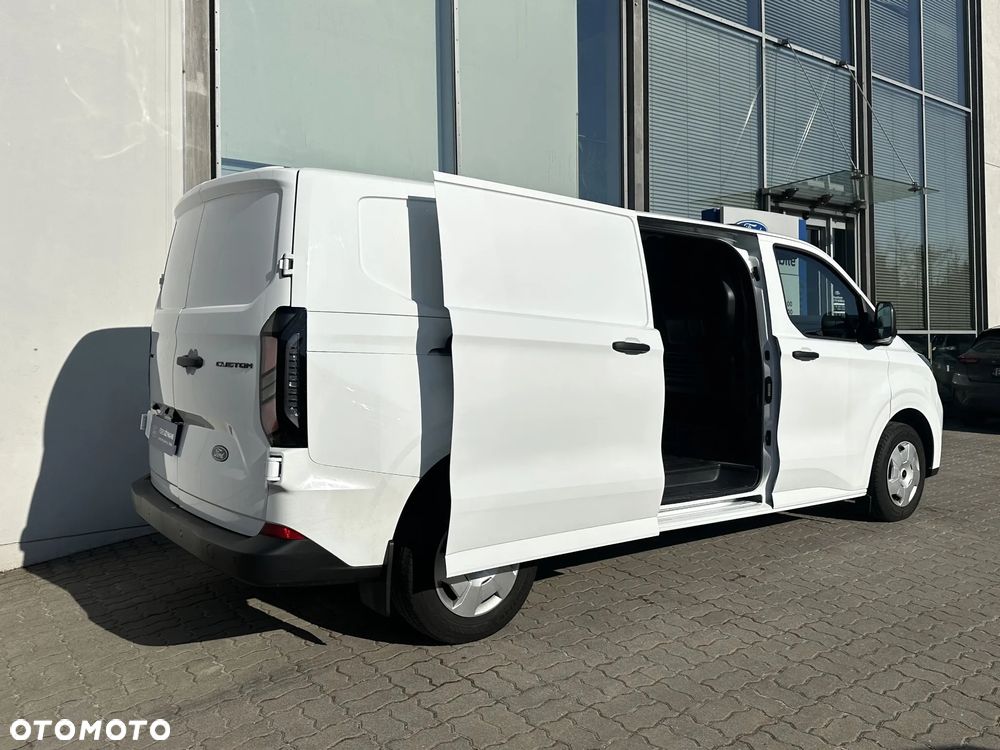 Ford Transit Custom - 10