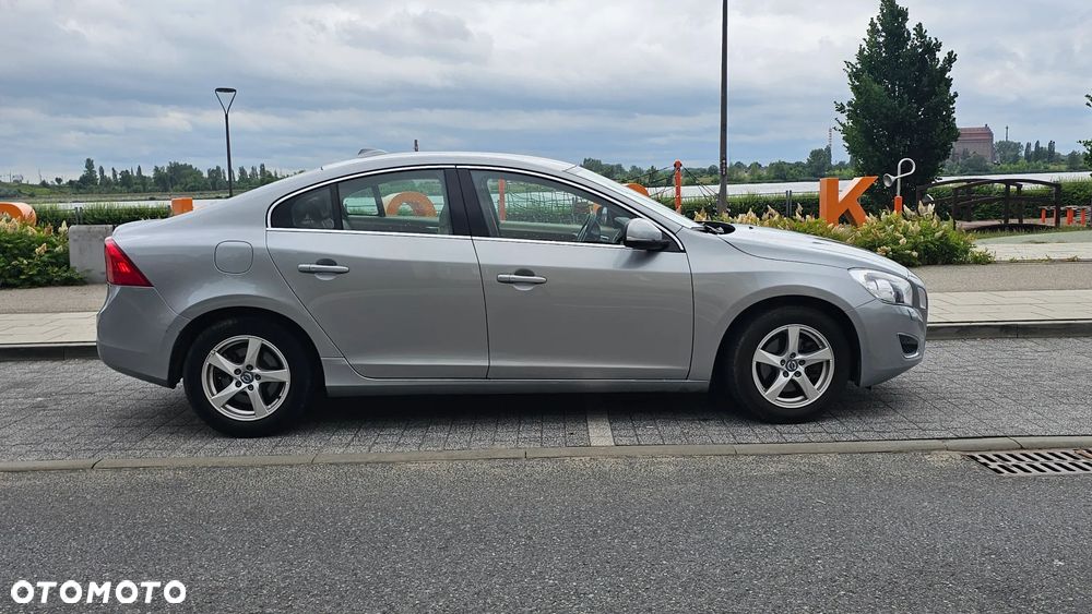 Volvo S60 DRIVe Summum - 38