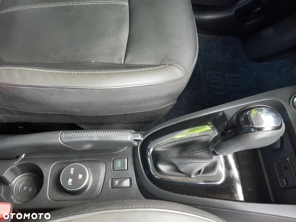 Renault Captur ENERGY TCe 120 EDC Luxe - 22
