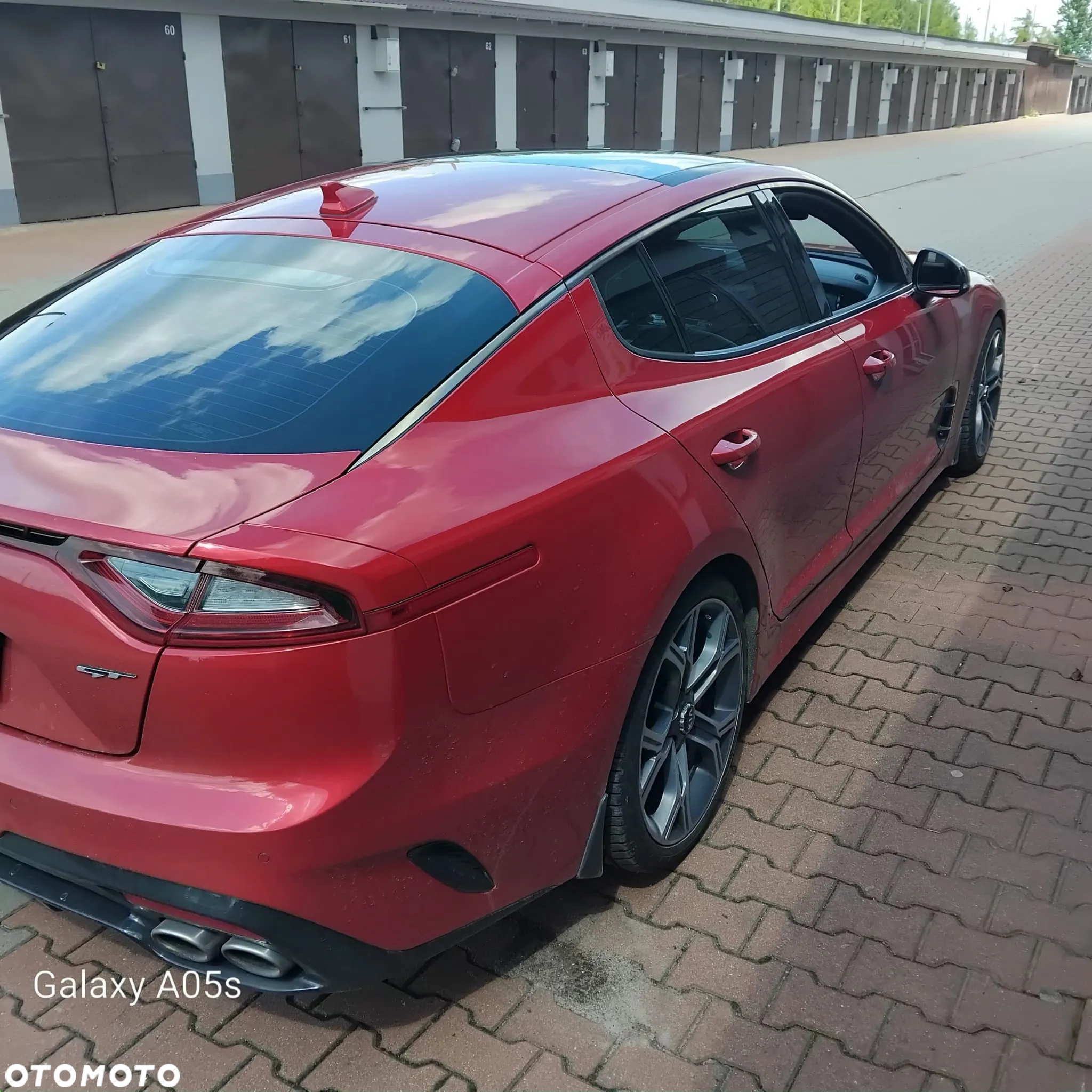 Kia Stinger - 8