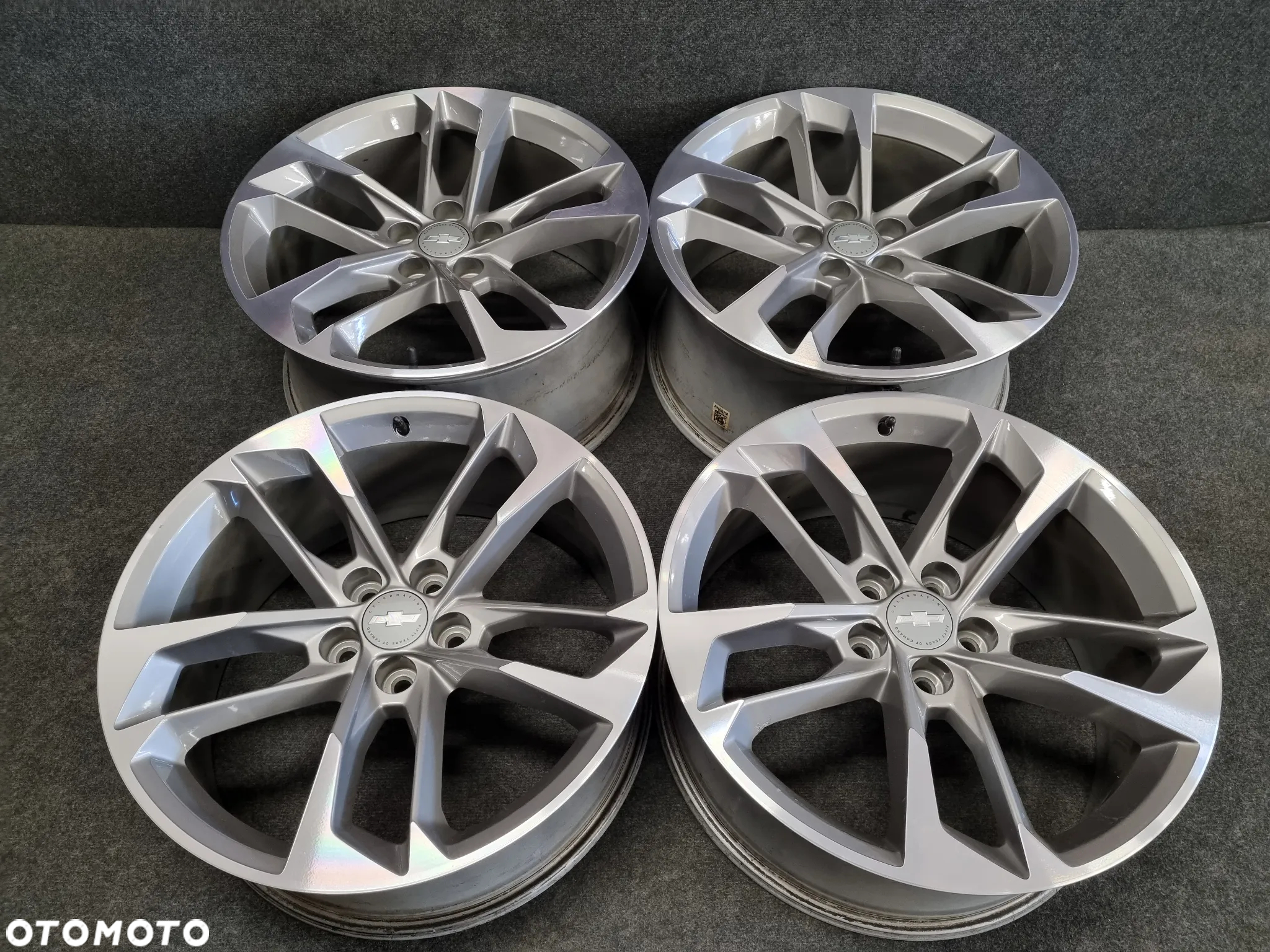 Alufelgi Chevrolet CAMARO 20 cali 5x120 4szt. + czujniki. ŁADNE! - 4