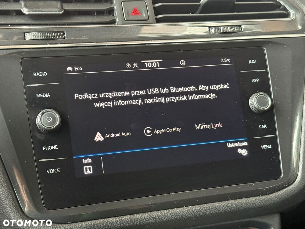 Volkswagen Tiguan - 24