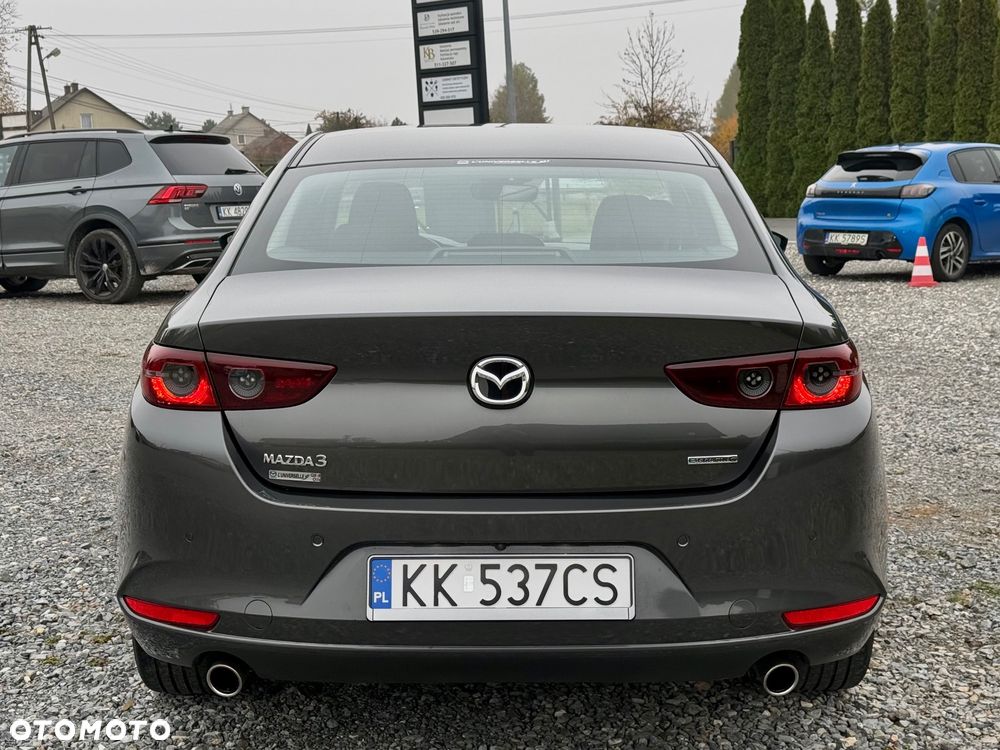 Mazda 3 - 5
