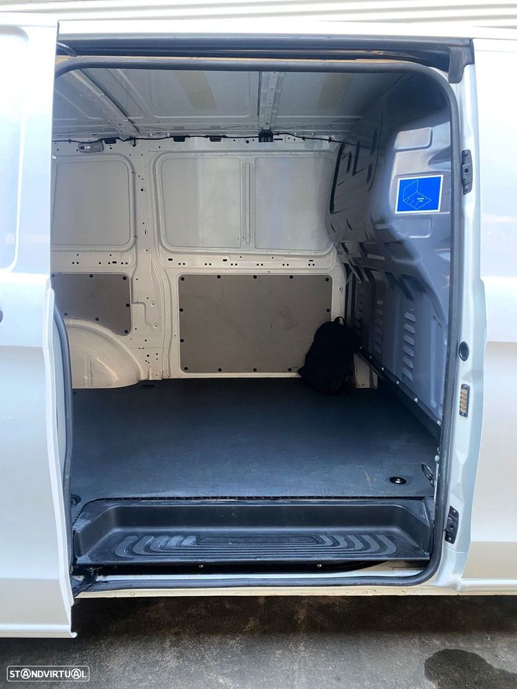 Mercedes-Benz eVito 111/32 - 19
