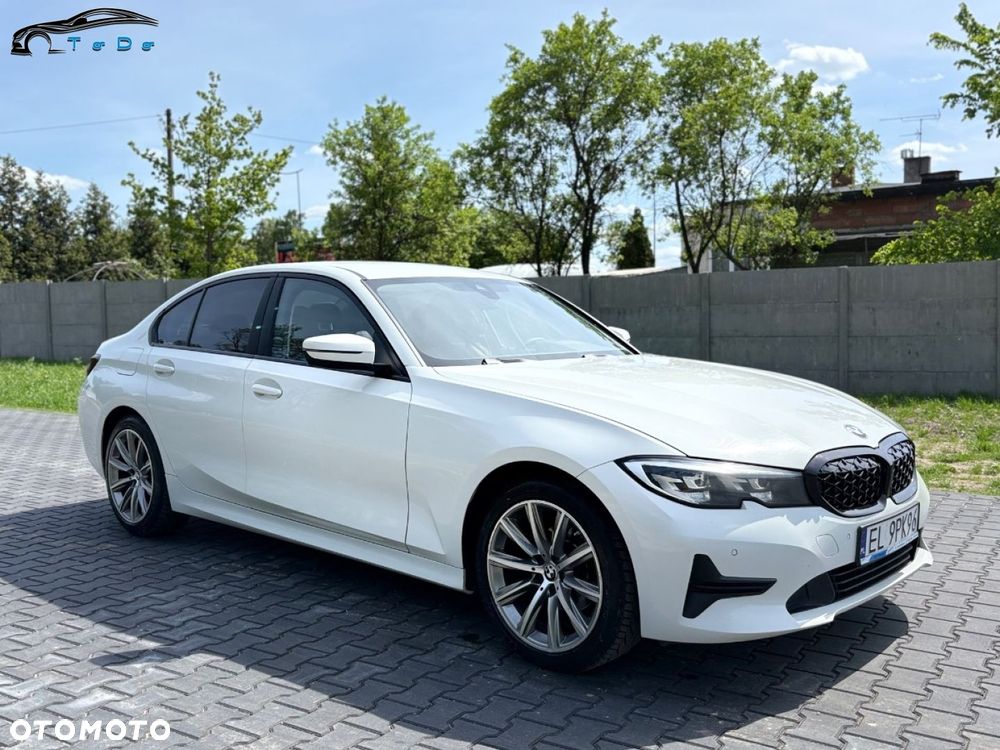 BMW Seria 3 318d M Sport - 8