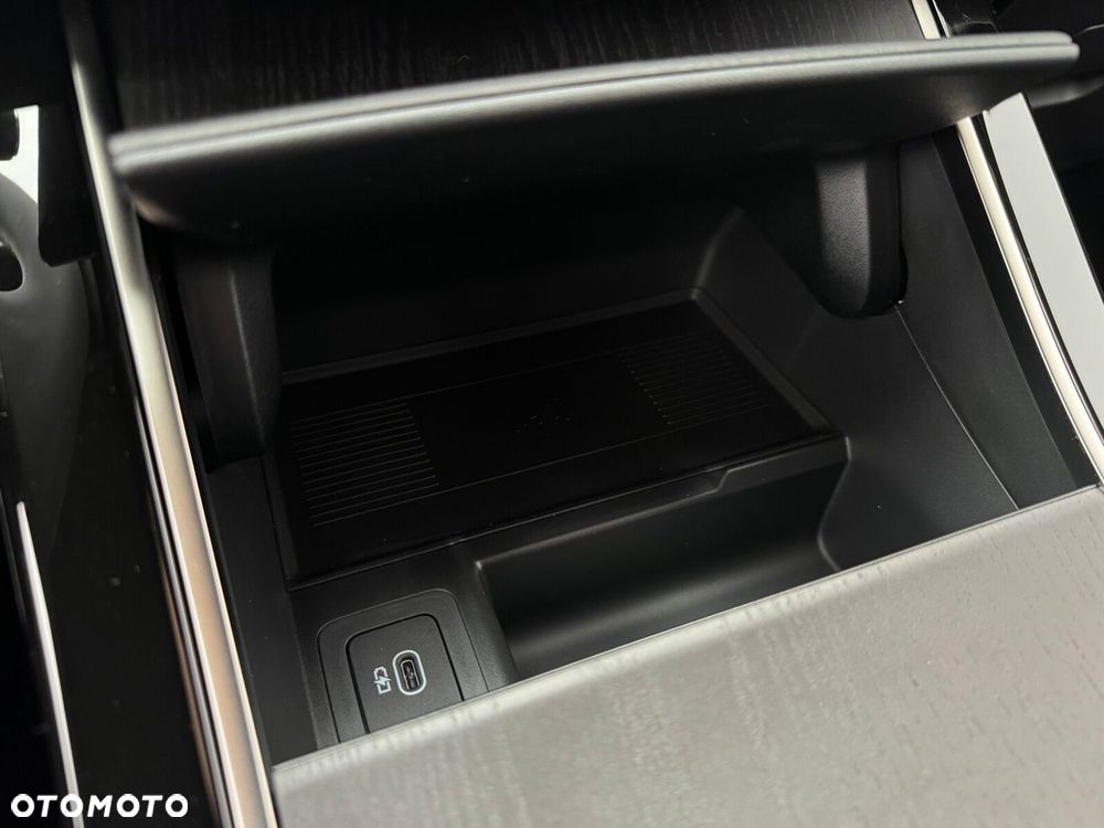 Land Rover Range Rover Evoque - 16