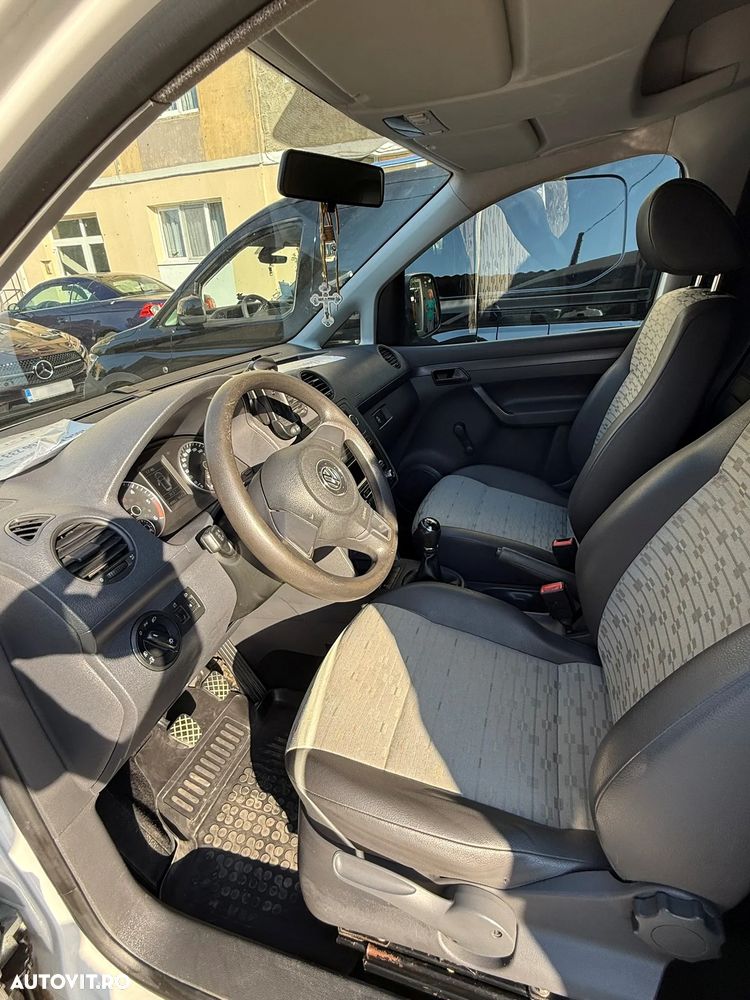 Volkswagen Caddy 2.0 TDI 4Motion - 6