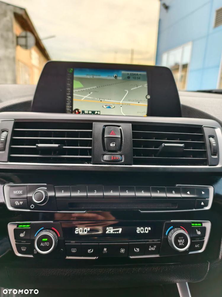 BMW Seria 1 120d Sport-Aut Sport Line - 19