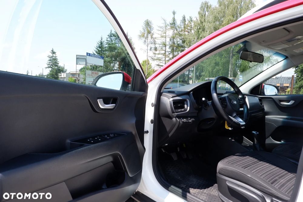 Kia Stonic 1.4 L - 27