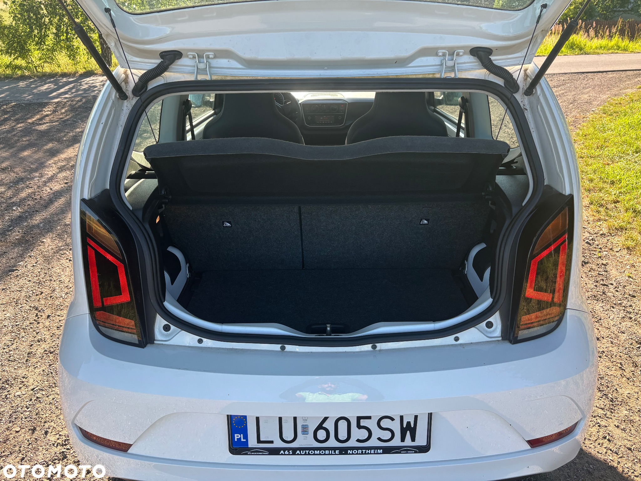 Volkswagen up! - 8