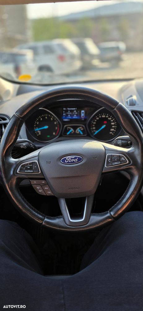 Ford Kuga 1.5 EcoBoost 2WD Titanium - 12