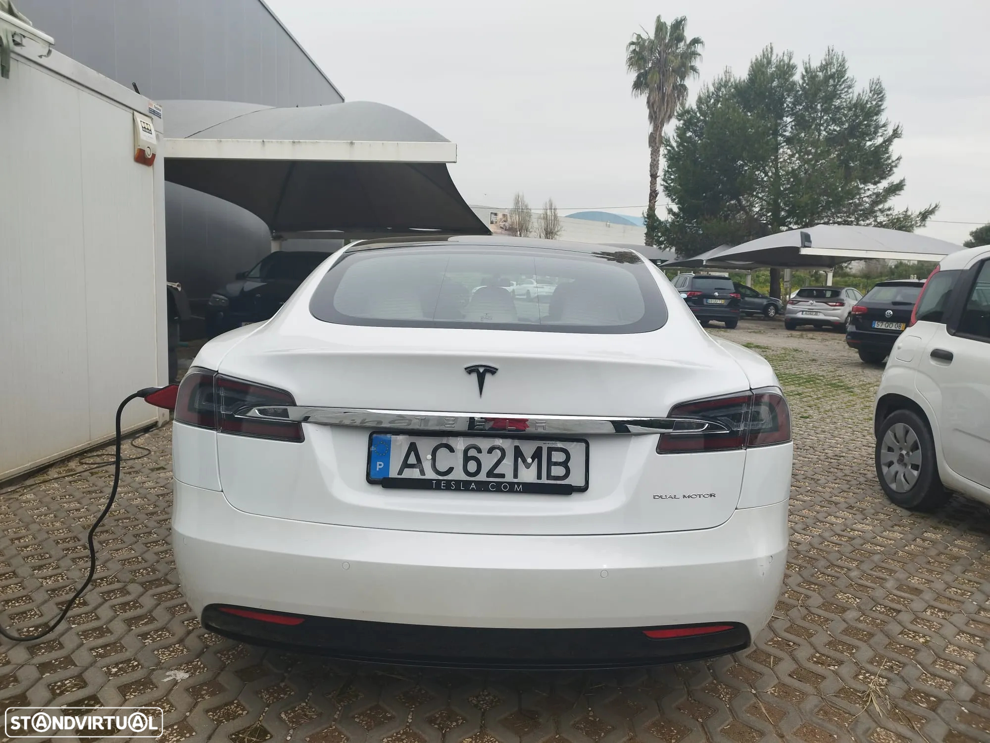 Tesla Model S 100 kWh Long Range Plus AWD - 11