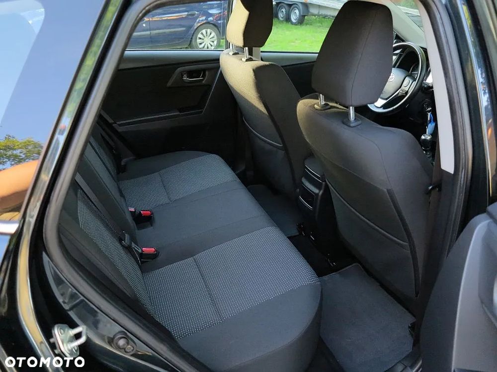 Toyota Auris 1.33 Dual-VVT-i START Edition - 17