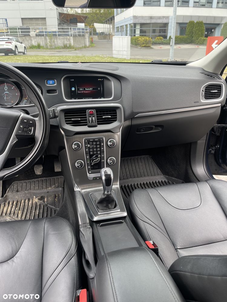 Volvo V40 - 4