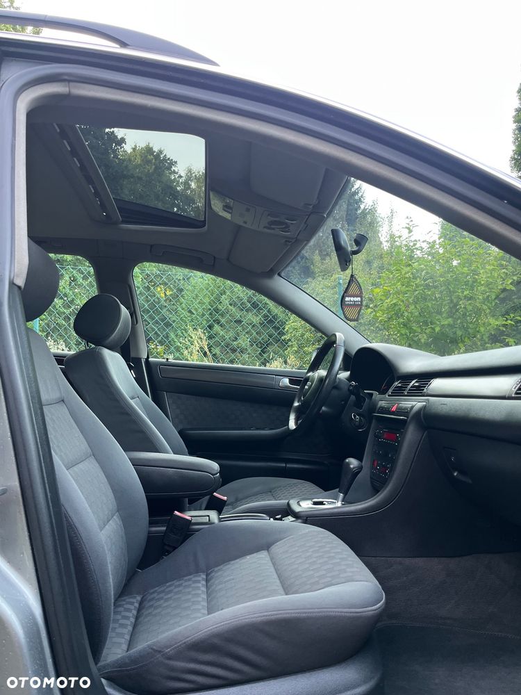 Audi A6 Avant 2.5 TDI Multitronic - 18