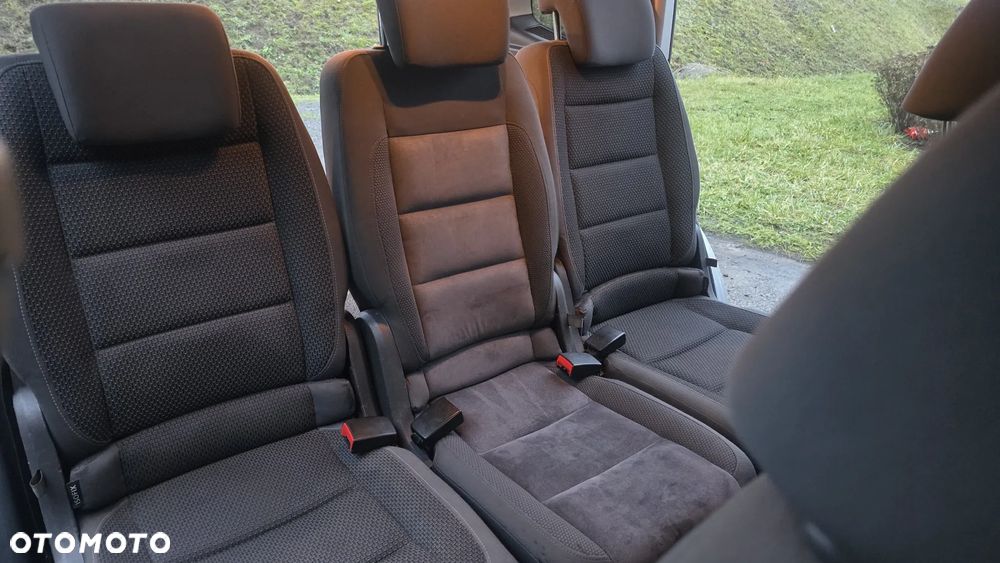 Volkswagen Touran 1.6 TDI DPF Comfortline - 25