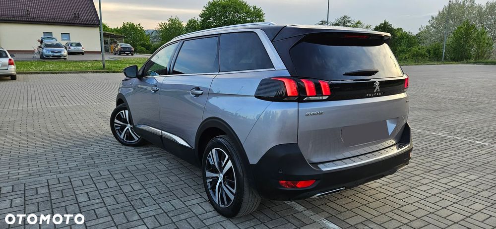 Peugeot 5008 - 2