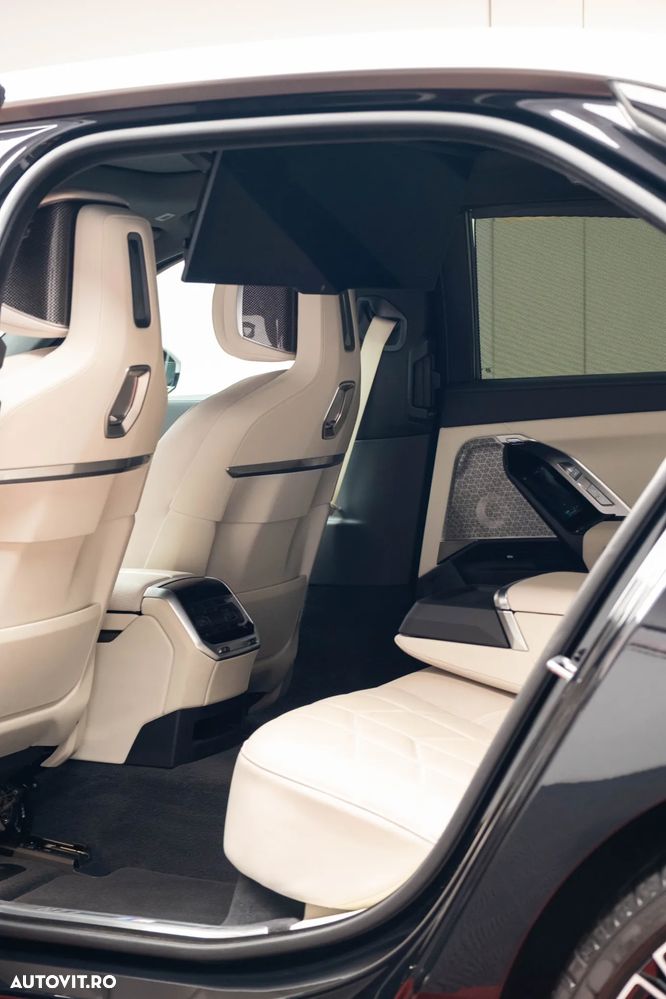 BMW Seria 7 740d xDrive MHEV - 18