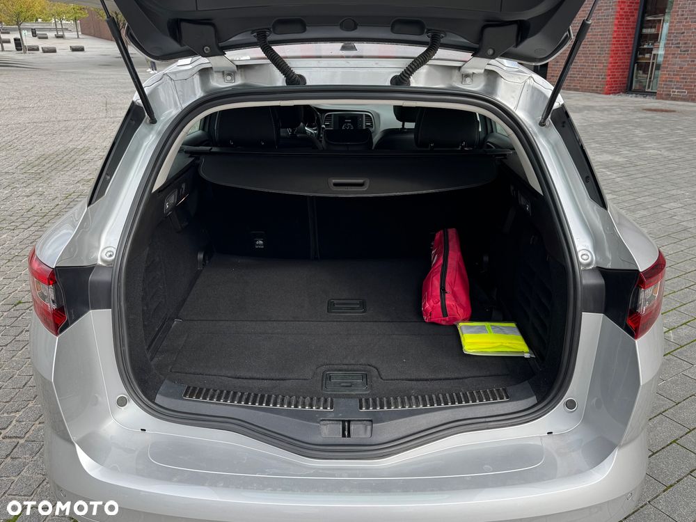 Renault Megane 1.5 Blue dCi Intens - 29