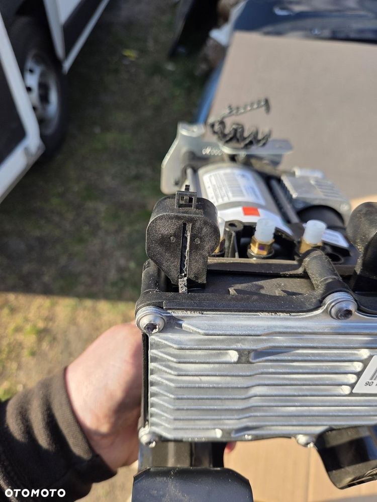 Sprężarka Kompresor Zawieszenia Powietrza Fiat Ducato III Citroën Jumper II Peugeot Boxer II 1638151480 1357253080 - 10