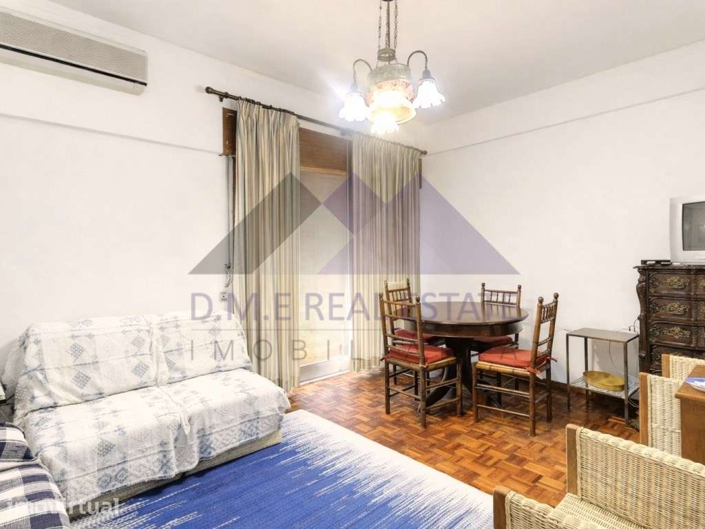 Apartamento T2 no Centro de Monte Gordo - Grande imagem: 2/7
