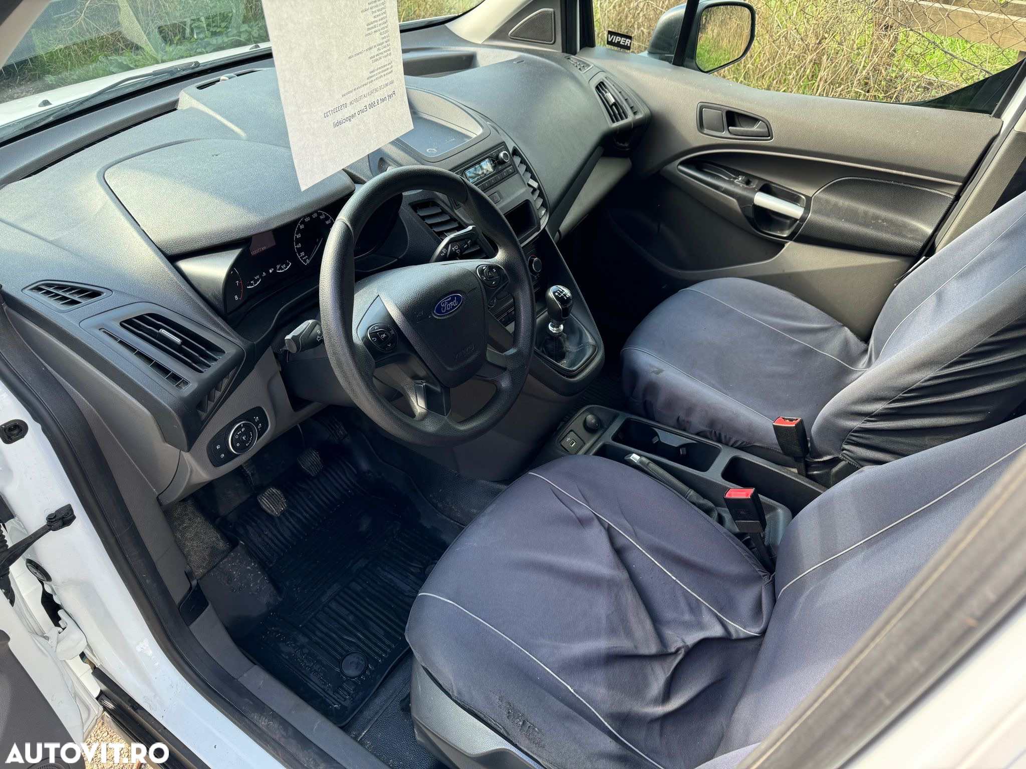 Ford Transit connect - 5