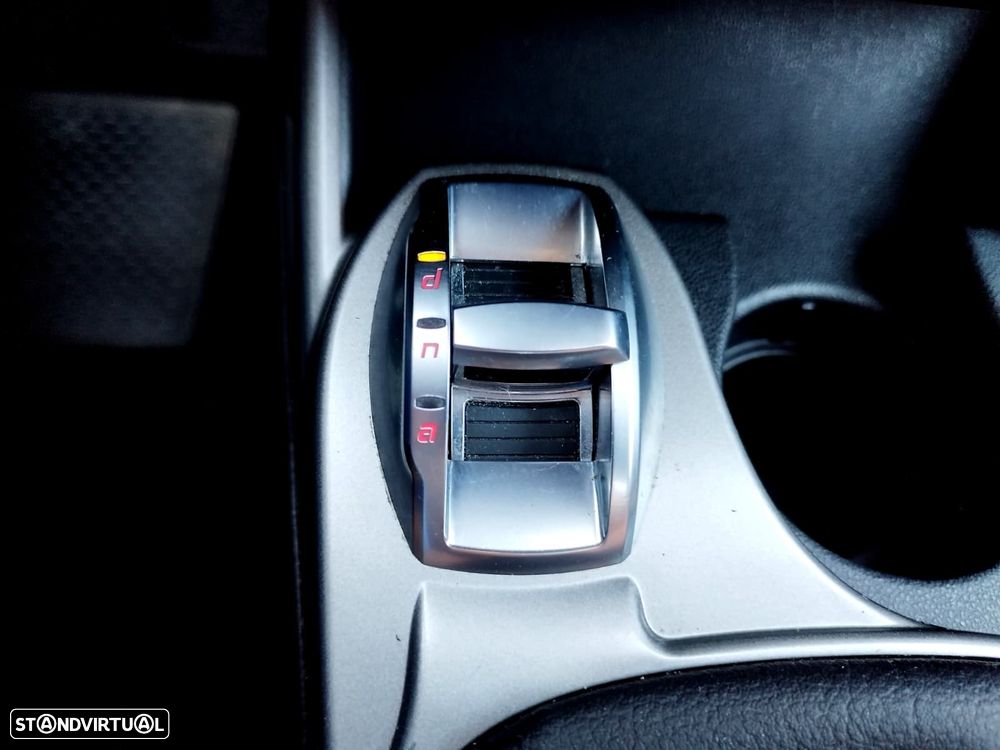 Alfa Romeo MiTo 1.3 JTD Distinctive S&S - 43