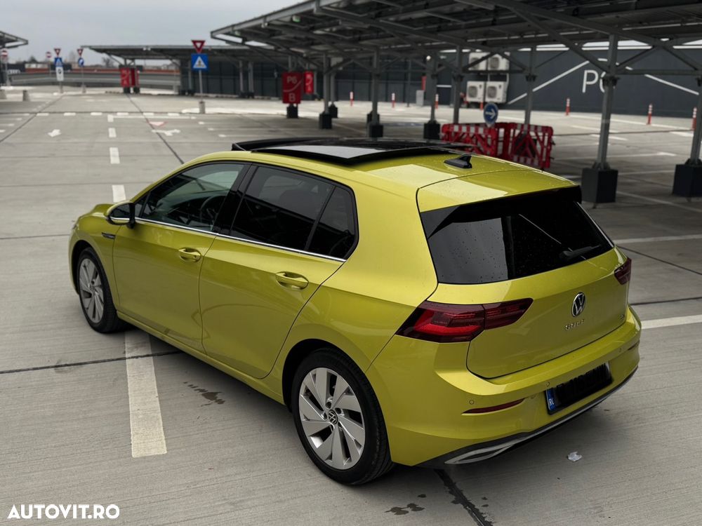 Volkswagen Golf 1.5 eTSI ACT DSG MHEV Style - 2