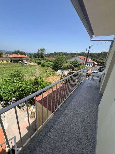 Moradia T2 Renovada e Mobilada em Oliveira de Frades - Grande imagem: 5/8