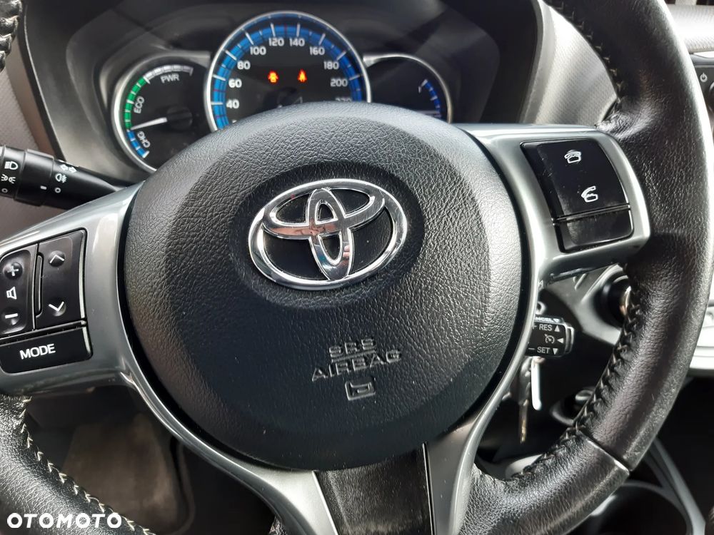 Toyota Yaris 1.5 VVT-i Comfort mit Design Paket - 15