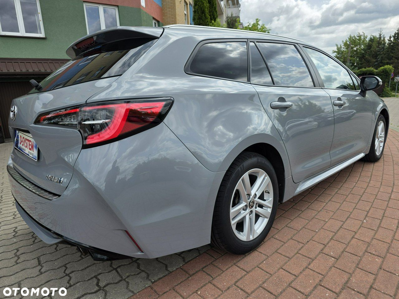 Toyota Corolla 2.0 Hybrid Comfort - 2