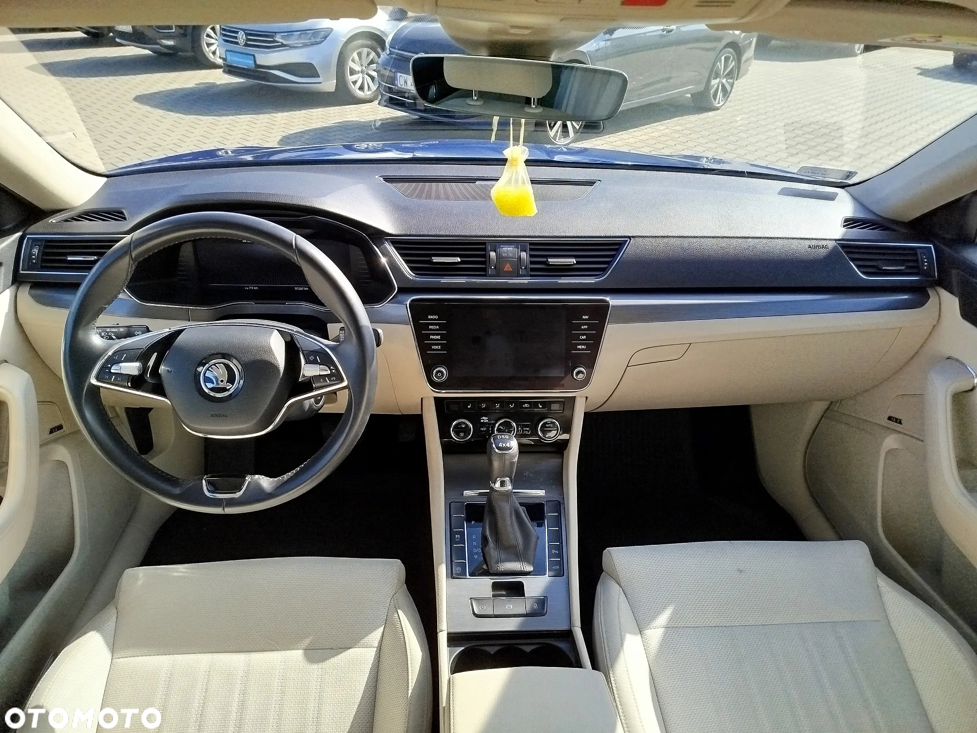 Skoda Superb 2.0 TDI SCR 4x4 Style DSG - 8