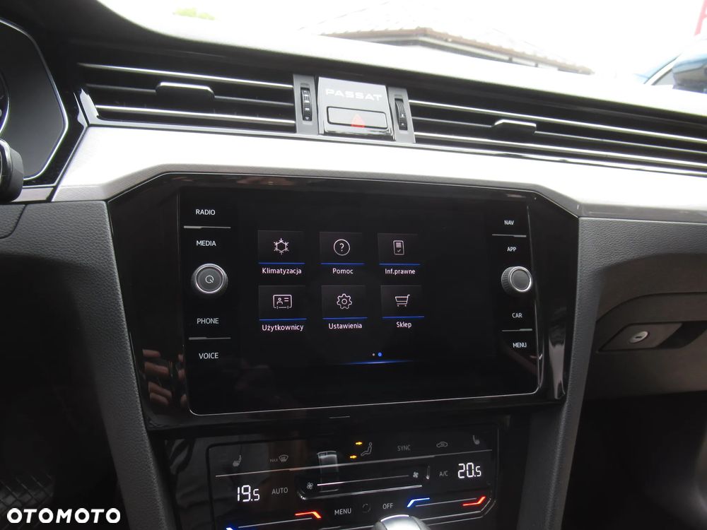 Volkswagen Passat 2.0 TSI Business DSG - 19