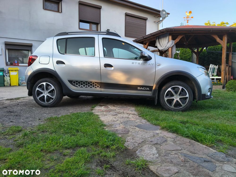 Dacia Sandero 1.0 SCe Laureate - 6