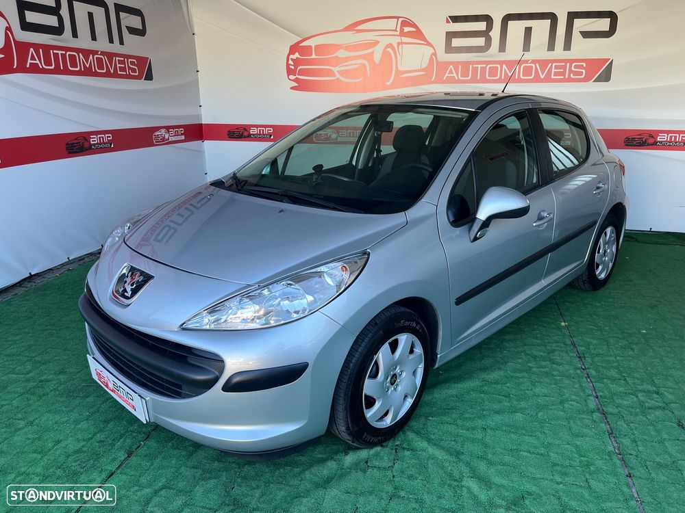 Peugeot 207 1.4 HDi Urban - 1