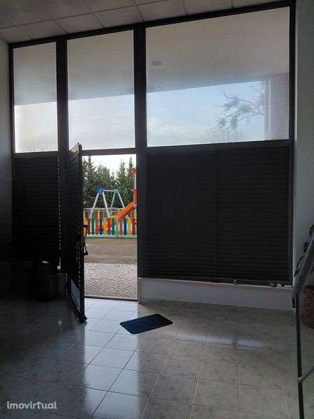 Loja na Ramada para arrendamento - Grande imagem: 2/7