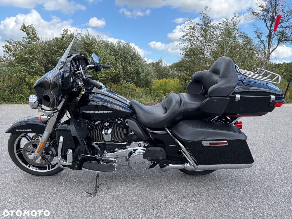 Harley-Davidson FLH Electra Glide - 2