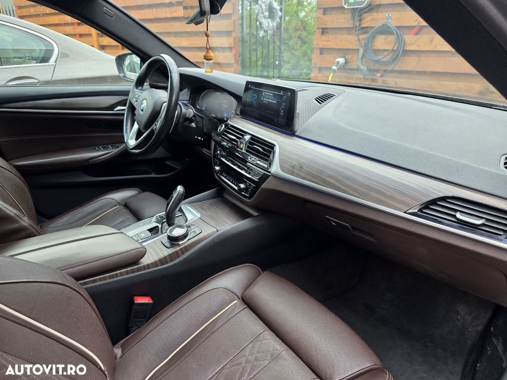 BMW 5 Series 2019 photo 4